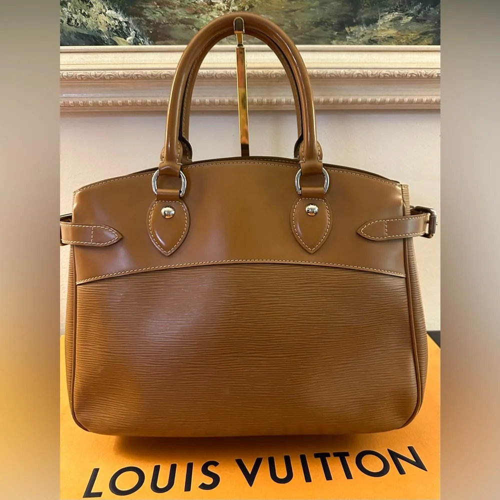 Louis Vuitton Tan Leather Satchel - Picture 7 of 16